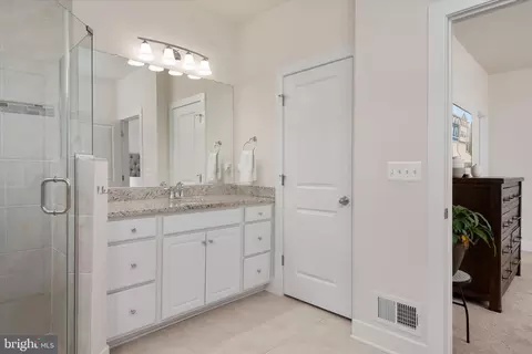 Bath - 2620 Sequoia Ln, Gambrills, MD 21054 photo 2 of 3