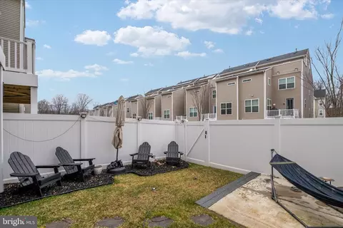 Exterior - 2620 Sequoia Ln, Gambrills, MD 21054 photo 4 of 7