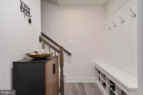 Entry Way - 2620 Sequoia Ln, Gambrills, MD 21054 photo 4 of 4