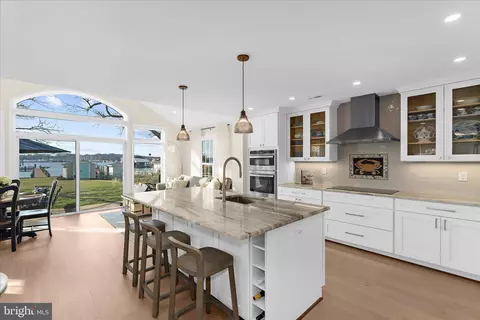 Kitchen - 3738 Bay Dr, Edgewater, MD 21037 photo 3 of 5