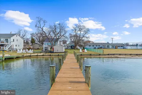Other - 3738 Bay Dr, Edgewater, MD 21037 photo 12 of 20