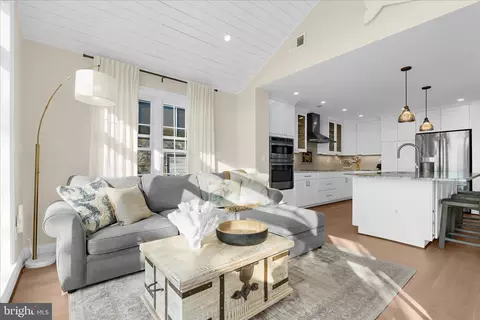 Other - 3738 Bay Dr, Edgewater, MD 21037 photo 6 of 20