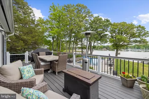 Exterior - 3815 Outrigger Dr, Edgewater, MD 21037 photo 8 of 26