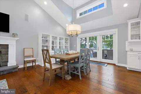 Dining - 3815 Outrigger Dr, Edgewater, MD 21037 photo 3 of 3