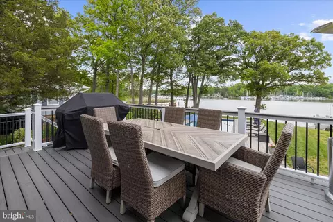 Exterior - 3815 Outrigger Dr, Edgewater, MD 21037 photo 11 of 26