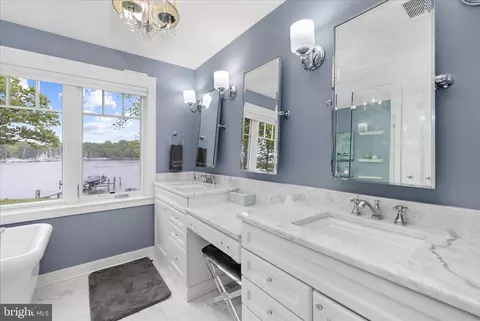 Bath - 3815 Outrigger Dr, Edgewater, MD 21037 photo 6 of 9