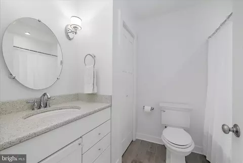 Bath - 3815 Outrigger Dr, Edgewater, MD 21037 photo 9 of 9