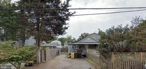 1524 Mayfield Rd, Edgewater, MD 21037
