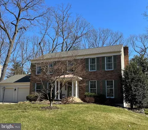 327 Cool Ridge Ct, Millersville, MD 21108
