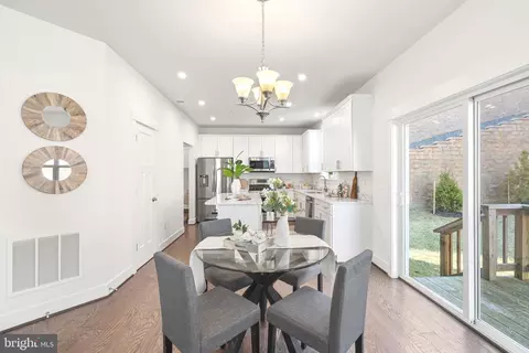 Dining - 550 Broadneck Rd, Annapolis, MD 21409 photo 2 of 2