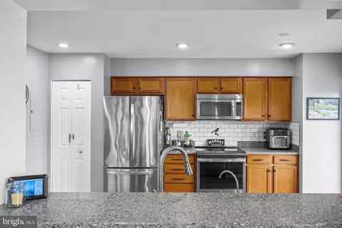 4728 Frederick Ave, Shady Side, MD 20764 photo 14