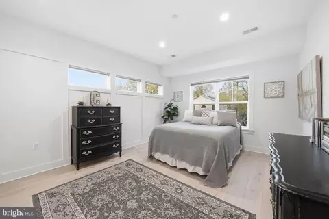 Bedroom - 1422 Howard Rd, Annapolis, MD 21403 photo 6 of 12