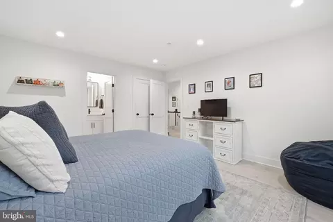 Bedroom - 1422 Howard Rd, Annapolis, MD 21403 photo 12 of 12