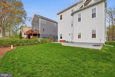 Exterior - 1422 Howard Rd, Annapolis, MD 21403 photo 9 of 11