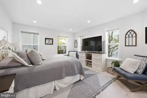 Bedroom - 1422 Howard Rd, Annapolis, MD 21403 photo 1 of 12