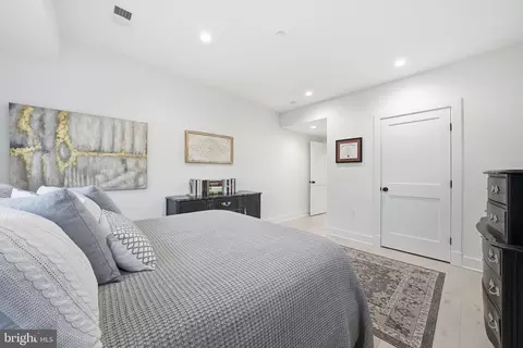 Bedroom - 1422 Howard Rd, Annapolis, MD 21403 photo 7 of 12