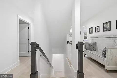 Entry Way - 1422 Howard Rd, Annapolis, MD 21403 photo 5 of 10