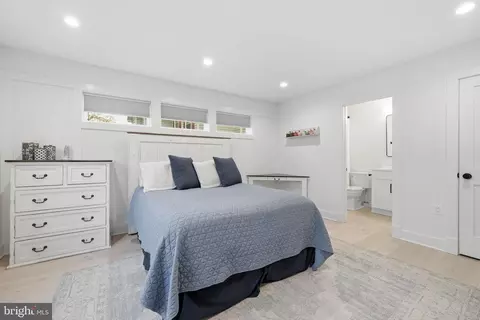 Bedroom - 1422 Howard Rd, Annapolis, MD 21403 photo 11 of 12