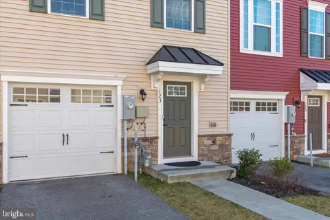 123 Patapsco Land Way, Brooklyn Park, MD 21225