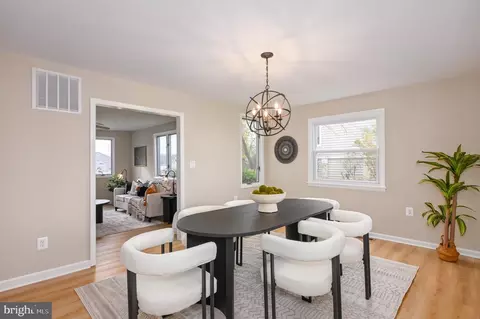 Dining - 2142 Lake Dr, Pasadena, MD 21122 photo 2 of 2