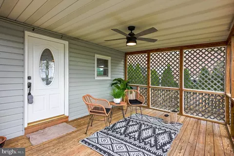 Exterior - 2142 Lake Dr, Pasadena, MD 21122 photo 1 of 7