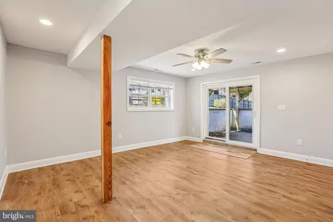 Living - 306 Christy Rd, Pasadena, MD 21122 photo 5 of 6