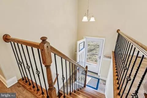 Entry Way - 306 Christy Rd, Pasadena, MD 21122 photo 1 of 2