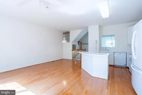 Living - 8031 Apple Valley Dr, Pasadena, MD 21122 photo 2 of 14
