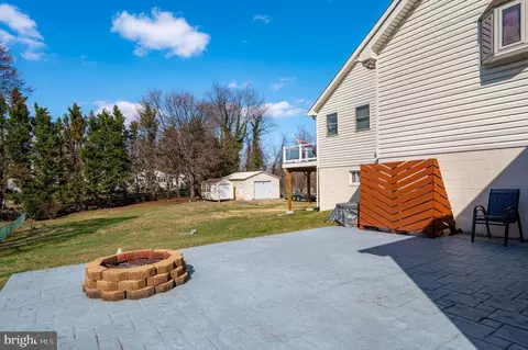 Exterior - 902 Hillcrest Rd, Hanover, MD 21076 photo 10 of 11
