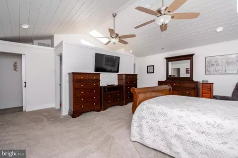 Bedroom - 902 Hillcrest Rd, Hanover, MD 21076 photo 4 of 6