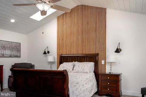 Bedroom - 902 Hillcrest Rd, Hanover, MD 21076 photo 2 of 6