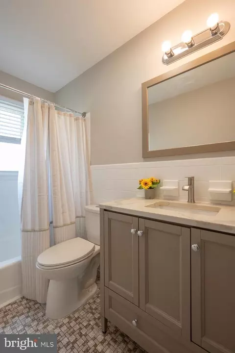 Bath - 804 221st St, Pasadena, MD 21122 photo 1 of 2