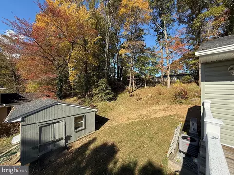 Exterior - 453 Walnut Dr, Edgewater, MD 21037 photo 7 of 13