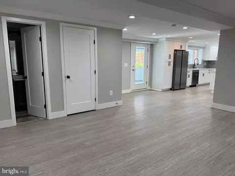 Living - 453 Walnut Dr, Edgewater, MD 21037 photo 5 of 5