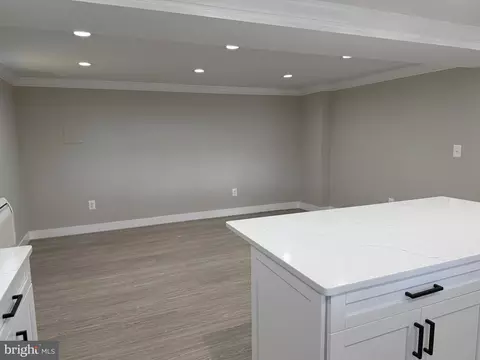 Living - 453 Walnut Dr, Edgewater, MD 21037 photo 1 of 5