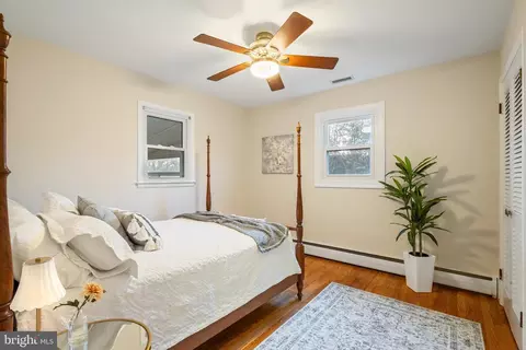 Bedroom - 115 Edgemere Dr, Annapolis, MD 21403 photo 3 of 6