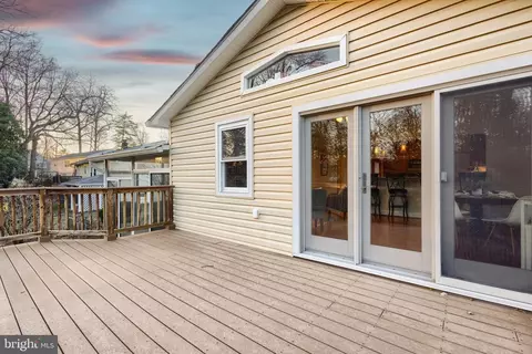 Exterior - 115 Edgemere Dr, Annapolis, MD 21403 photo 6 of 6