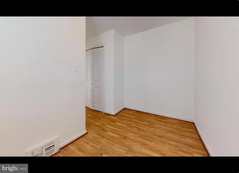 Entry Way - 944 1st, Brooklyn, MD 21225 photo 2 of 2
