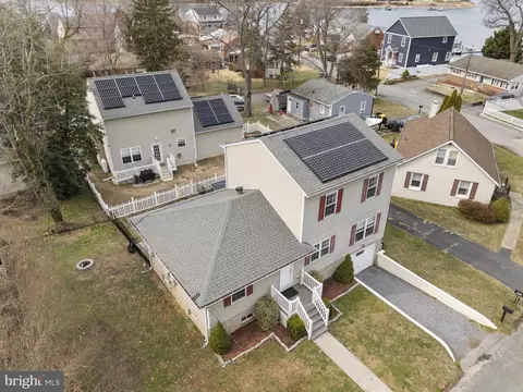 View/Area - 7662 Pine Haven Dr, Pasadena, MD 21122 photo 2 of 4