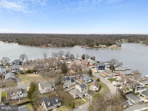 View/Area - 7662 Pine Haven Dr, Pasadena, MD 21122 photo 1 of 4
