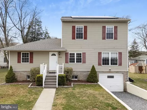 Exterior - 7662 Pine Haven Dr, Pasadena, MD 21122 photo 2 of 5