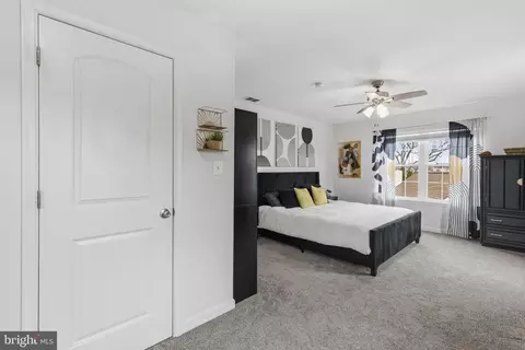 Bedroom - 7662 Pine Haven Dr, Pasadena, MD 21122 photo 3 of 5