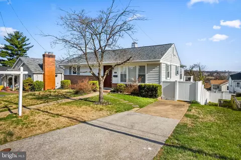 102 Charles Rd, Linthicum Heights, MD 21090
