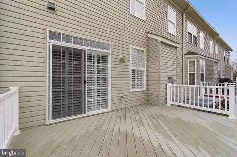 Exterior - 822 Square Nail Ct, Odenton, MD 21113 photo 8 of 12