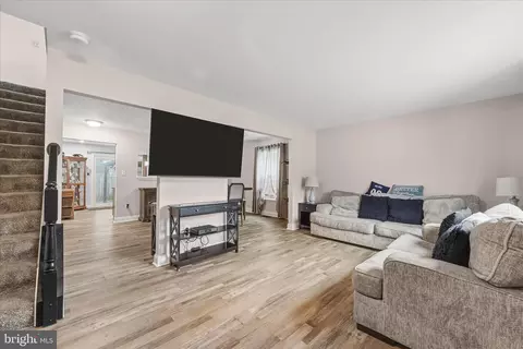 2209 227th St, Pasadena, MD 21122 photo 4