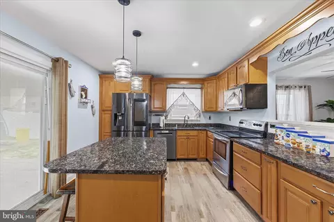 2209 227th St, Pasadena, MD 21122 photo 12