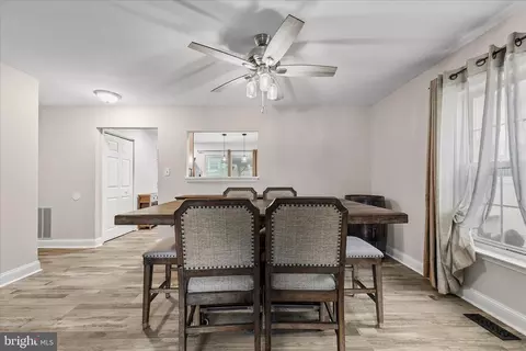 2209 227th St, Pasadena, MD 21122 photo 8