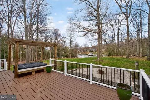 Exterior - 1585 Marco Dr, Pasadena, MD 21122 photo 8 of 8