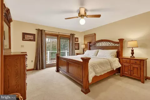 Bedroom - 1585 Marco Dr, Pasadena, MD 21122 photo 2 of 5