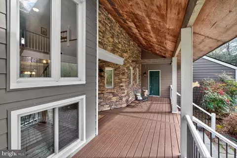 Exterior - 1585 Marco Dr, Pasadena, MD 21122 photo 4 of 8